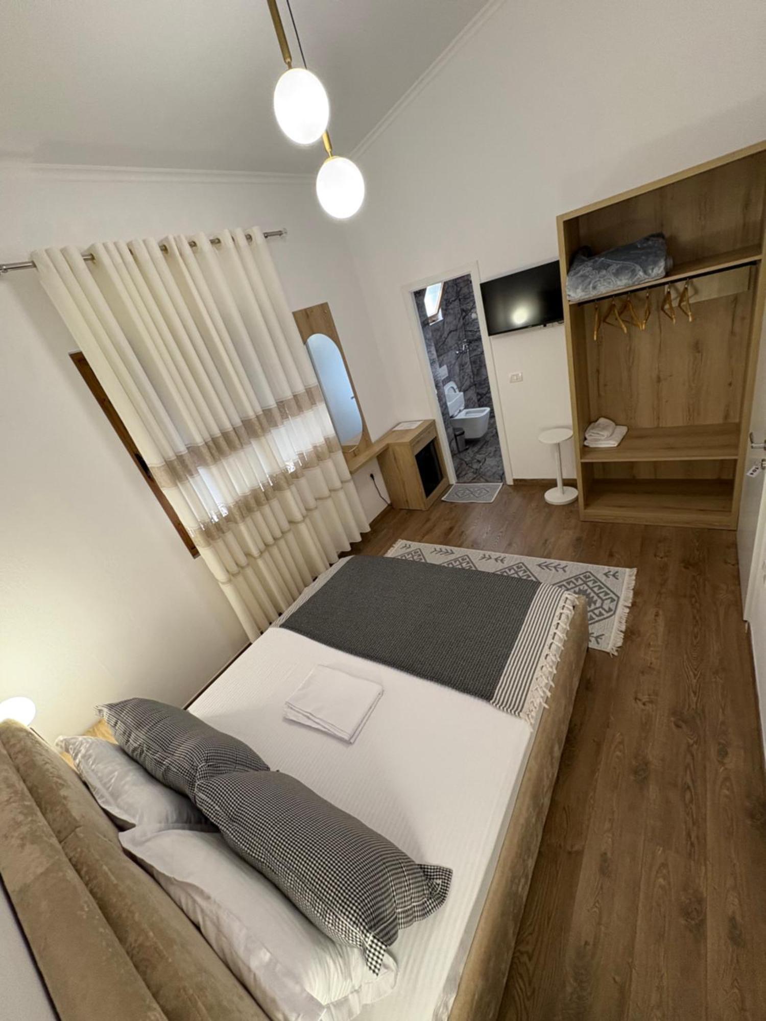 Salillari Guest House Берат Екстер'єр фото