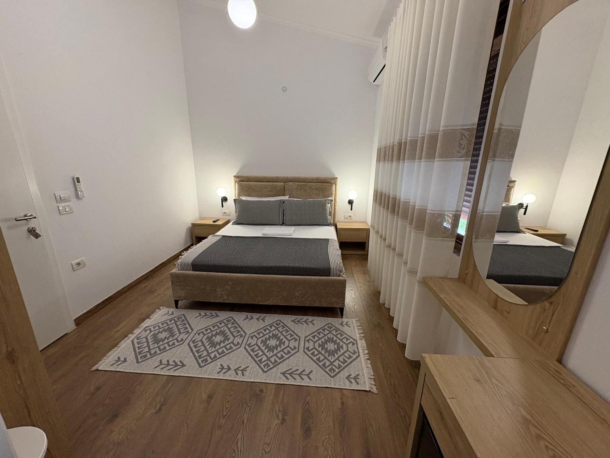 Salillari Guest House Берат Екстер'єр фото