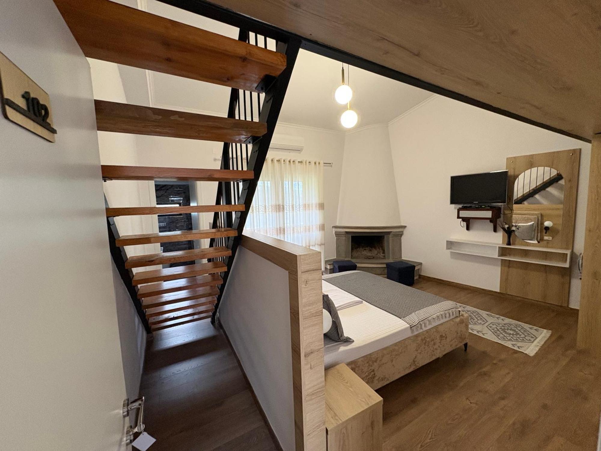 Salillari Guest House Берат Екстер'єр фото